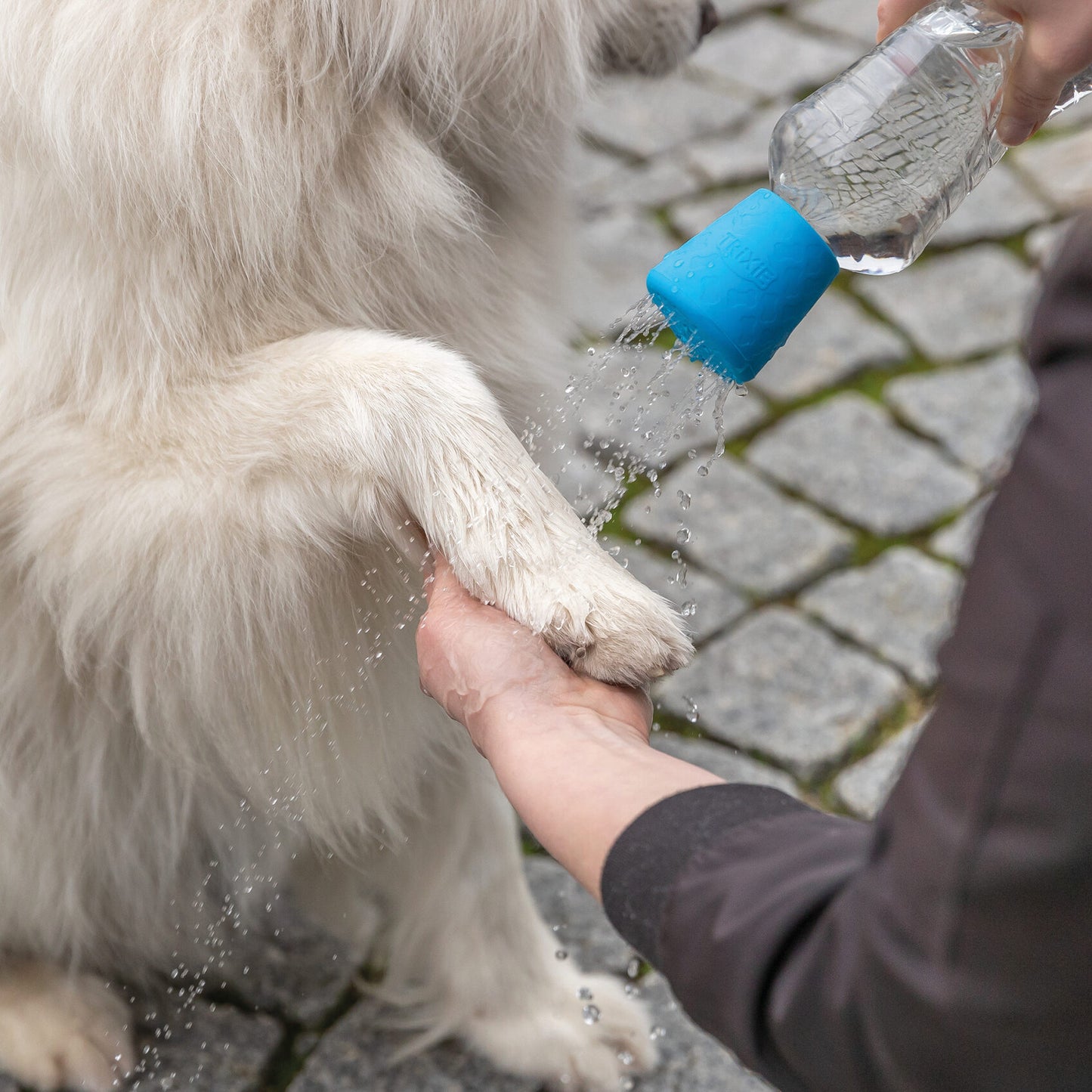 Trixie Mobiele Hondendouche Voor Petfles Blauw